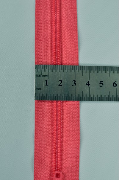 ZIP024  2號拉鏈  雙頭開尾拉鏈款式   雙頭聚酯牙拉鏈款式   拉鏈款式   不設單獨拉鍊訂購 側面照